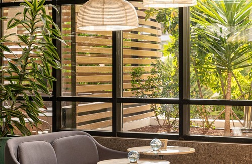 Arona Hotel | Sir Anthony Hotel