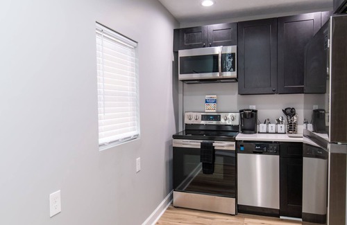 Georgetown Condo | Sir Barton @ The HoM- KY Horse Park 11min, Ark 30min, Walk Downtown/GT College