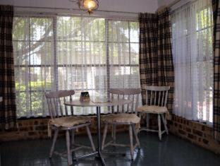 Heatherbrae Hotel | Sir Francis Drake