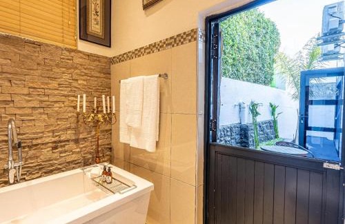 Napier House | Sir Napier Boutique Guest House
