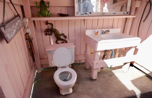 Port O Connor House | SIREN COVE is Close to Beach in POC