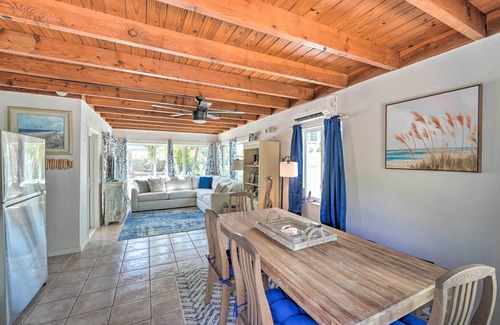 Little Venice House | 'Siren Song' - Cozy Marathon Getaway w/Garden!