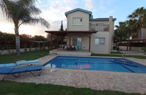 Ayia Thekla House | SIRENS BEACH GREEN VILLA Licence Number 00792