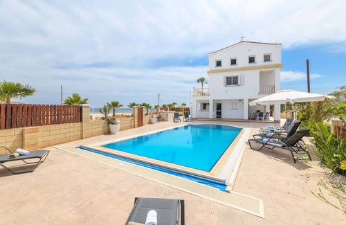 Ayia Thekla Villa | Sirens Beach House