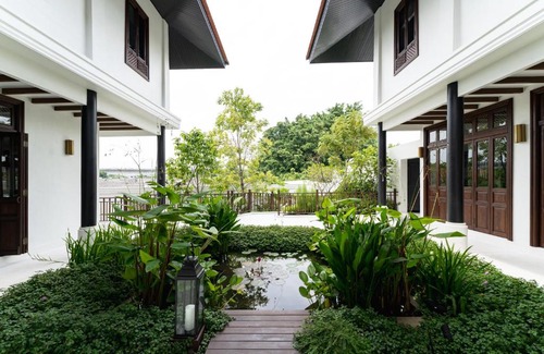 Bangkok Noi Villa | Siri Sala Private Thai Villa