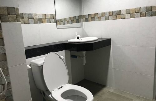 Kabin Buri Hotel | Sirimongkol Hotel