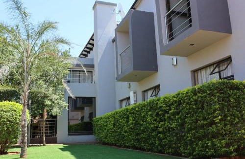 Fetakgomo House | Sirpaul Guesthouse