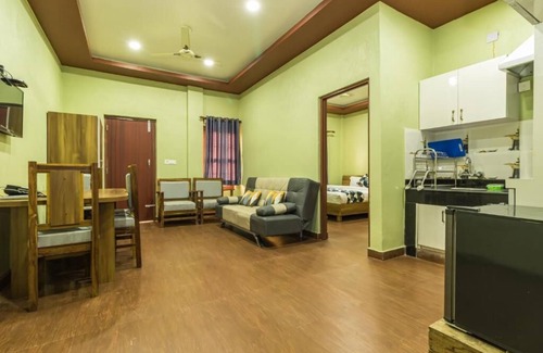 Sauraha House | sisaipark village