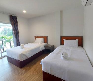 Thong Chai Hotel | Sisina Resort