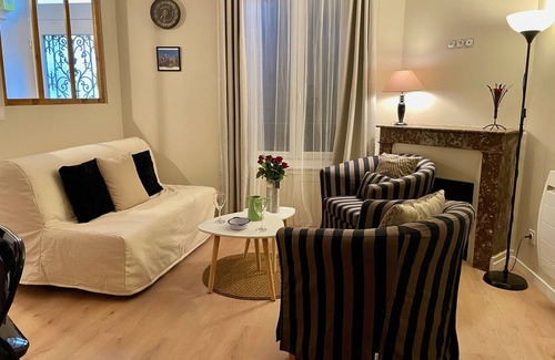 Moret-sur-Loing House | "sisley Cottage" - Chez Vous Ailleurs !