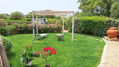 Porto Pollo House | Sissi House - Trilocale con Giardino - Porto Pollo