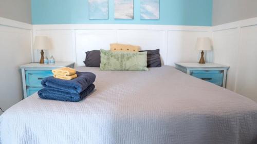 Sister Lakes House | Sister Lake Cottages - Unit 7