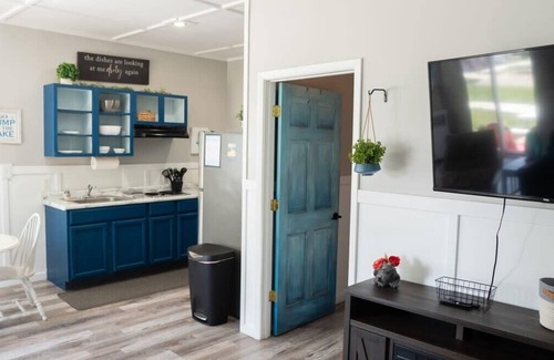 Sister Lakes Cabin | Sister Lake Cottages - Unit 7