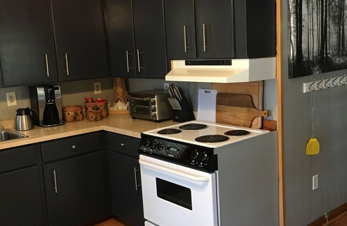 Thomas Drive Cabin | Sister River Retreat Treetop