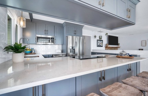 Westbrook Center House | Sister Sands Waterfront 3 bdrm home w/AC in Westbrook, CT on Long Island Sound!