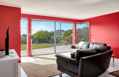 Sisters Beach House | Sisters Beach Retreat