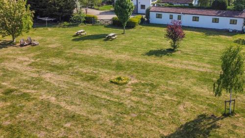 Staple Hill Hotel | Siston Stables by STAE-Homes