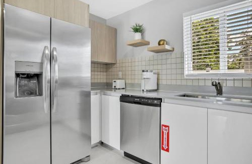Downtown Fort Lauderdale Villa | Sistrunk Shades Villas #2 New Downtown Fort Lauderdale Townhomes