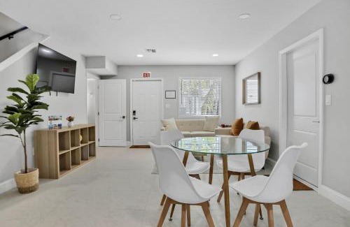 Downtown Fort Lauderdale Villa | Sistrunk Shades Villa #4 - Townhome Downtown Fort Lauderdale Near Cruise Port & FLL