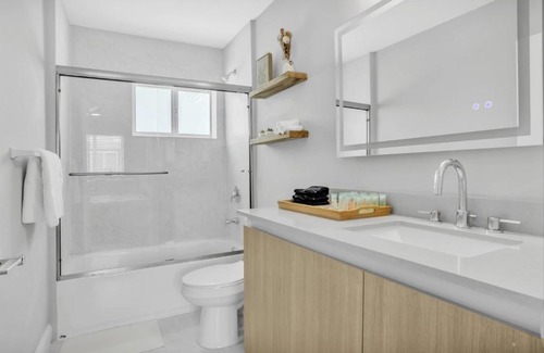 Downtown Fort Lauderdale Villa | Sistrunk Shades Villas Units #1 & #2 Combined