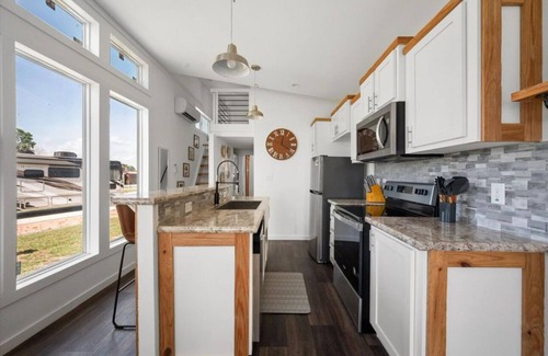 Kerens House | Site 93 @ Peninsula point