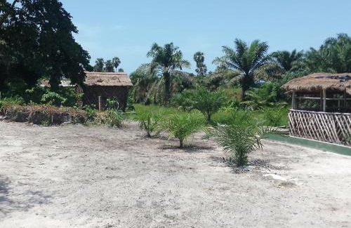Cuvette House | Site touristique N'goki beach