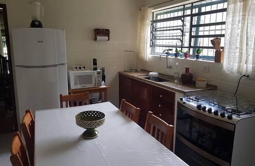 Cabreuva Cottage | Site with excellent infrastructure, paved access and leisure options.