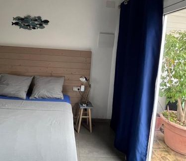 Vallpineda Apartment | Sitges Garden Suite