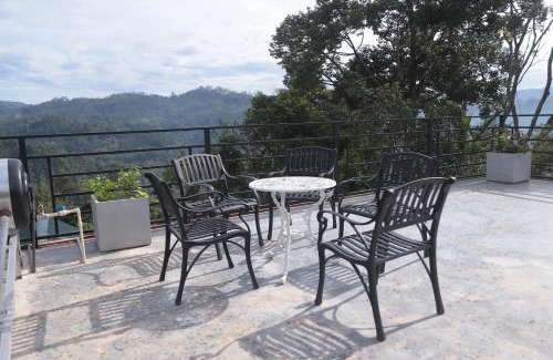 Hali-Ela Cabin | Sithara Estate family Cottage