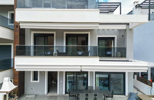 Neos Marmaras Villa | SithoniaRS White Sand Luxury Maisonette
