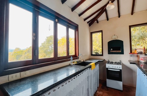 Vargem Cottage | Sitio à Beira da Represa - Um Refúgio de Paz e Diversão