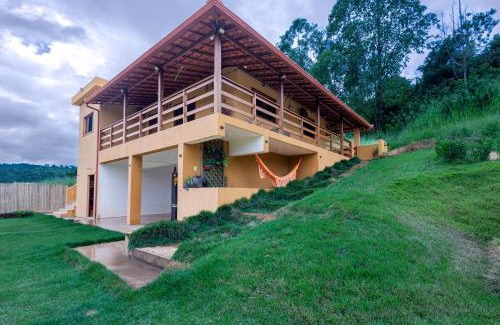Belo Vale House | Sitio Rancho dos Sapos - Ao pé das montanhas de Minas Gerais a uma hora de BH Asfalto