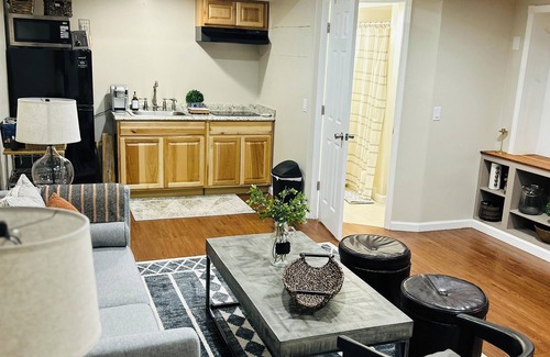 Conyers House | SITTC Suites-Hospitality At It’s Best!