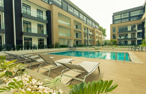 Cantonments Apartment | Situated in a very secured community at the heart of Accra