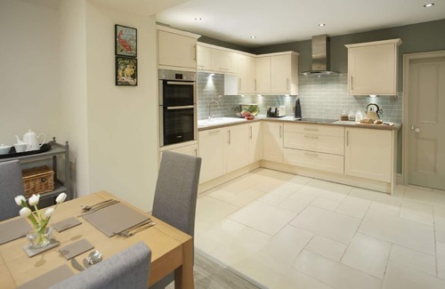 Ampleforth House | Situated in Ampleforth, on the edge of the North York Moors and surrounded by beautiful countryside,