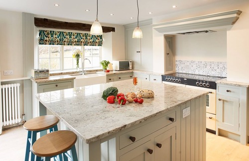 Welburn Cottage | Situated within the picturesque village of Welburn in the Ryedale district of North Yorkshire, and w