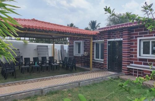 Bhimunipatnam Bed & Breakfast | Sivarama garden resort AC hall atached bathroom,17 members nite stay kitty party's & functions , swimming pool & ,bheemili bech to dorathota