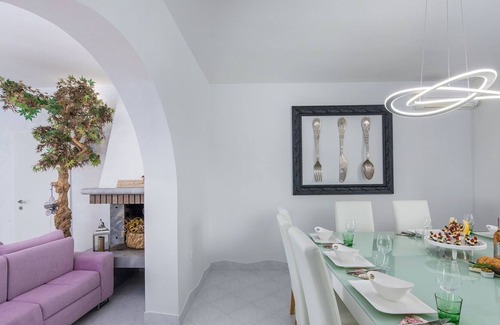 Selina Cabin | Six-bedroom villa with pool and garden in a quiet village near Porec