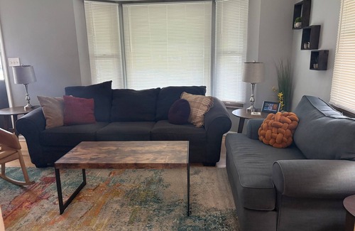 Kamm's Corners House | Six minutes from the airport. Family Friendly!