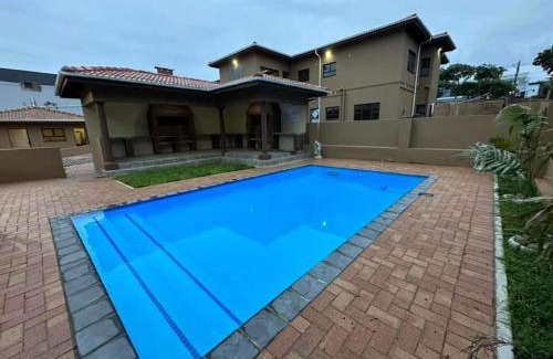 Athlone Apartment | Six64 on Kingsway A4 Apartment