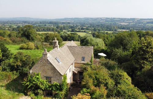 Clapton on the Hill Cottage | Sixpenny Cottage - Spectacular views near Bourton-on-the-Water