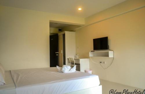 Bueng Kum Hotel | Sixty Star Love Place Hotel