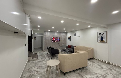 Batman Hotel | Siya Boutique Hotel