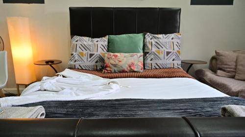 Northcliff House | Sizanazo Guest House - Double Room
