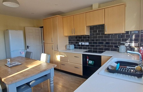 Huntingdon House | Sizeable 4 bed property on Huntingdon Ring road