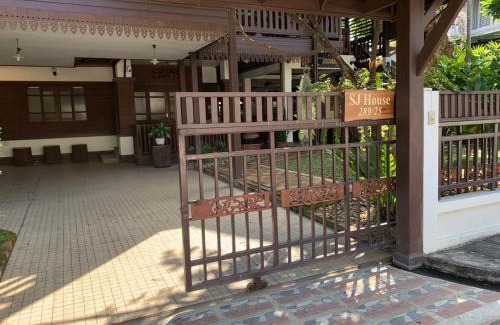 Don Kaeo House | SJ House
