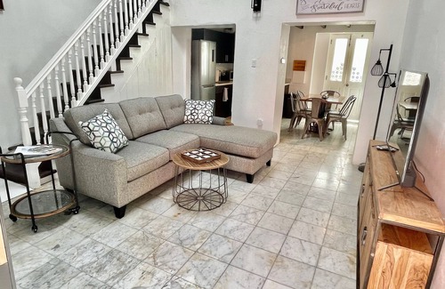 Catedral House | SJBC- House in Old San Juan
