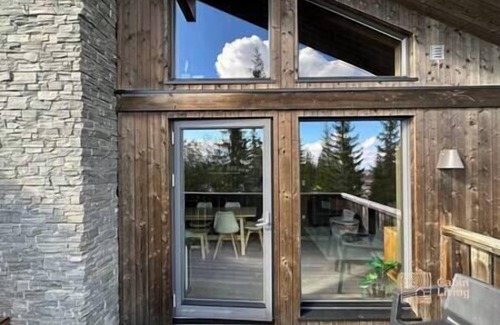 Al Municipality Apartment | Sjusjøen ski in/out, ski storage, Wifi, grill & EV-charger, modern apartment!
