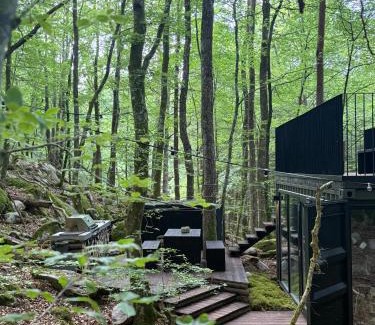 Kungalv O Cabin | Skålldals Skogsretreat