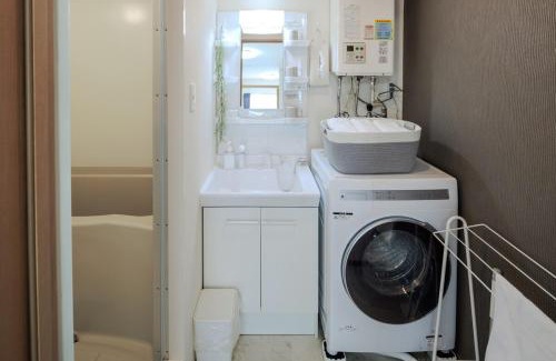 Kotoni Apartment | SK202 Good Location 3-minute walk from Kotoni Station! With washer and dryer